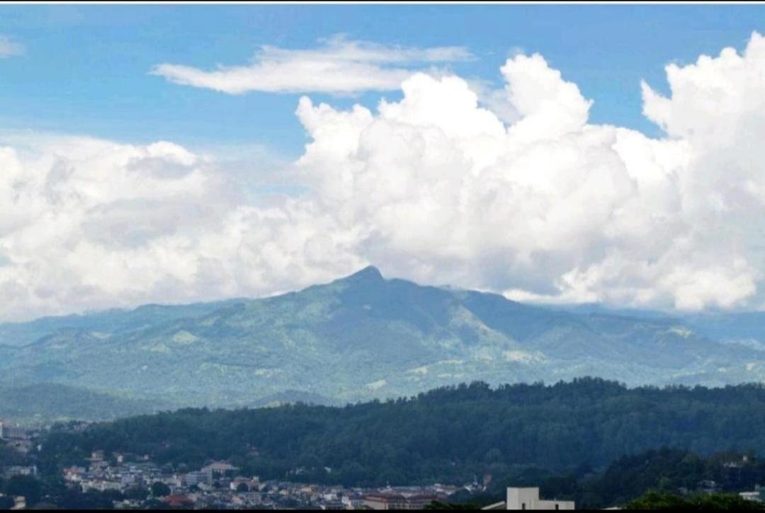 Mountain View Bungalow Канди Номер фото