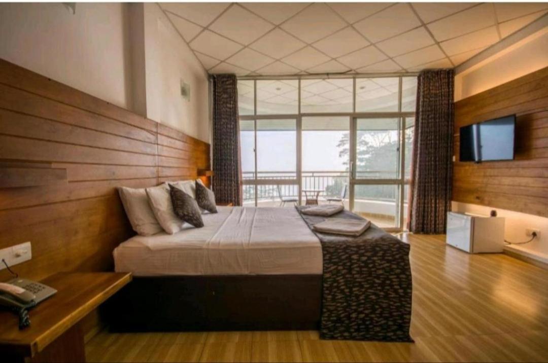 Mountain View Bungalow Канди Номер фото