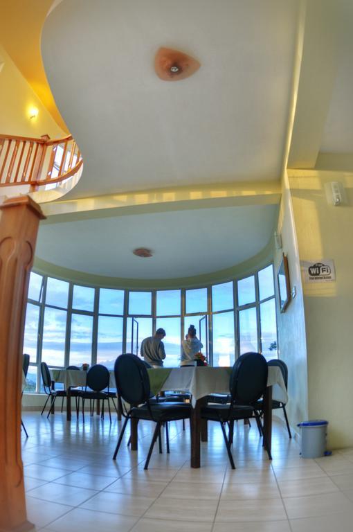 Mountain View Bungalow Канди Экстерьер фото