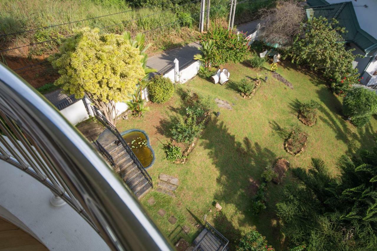 Mountain View Bungalow Канди Экстерьер фото